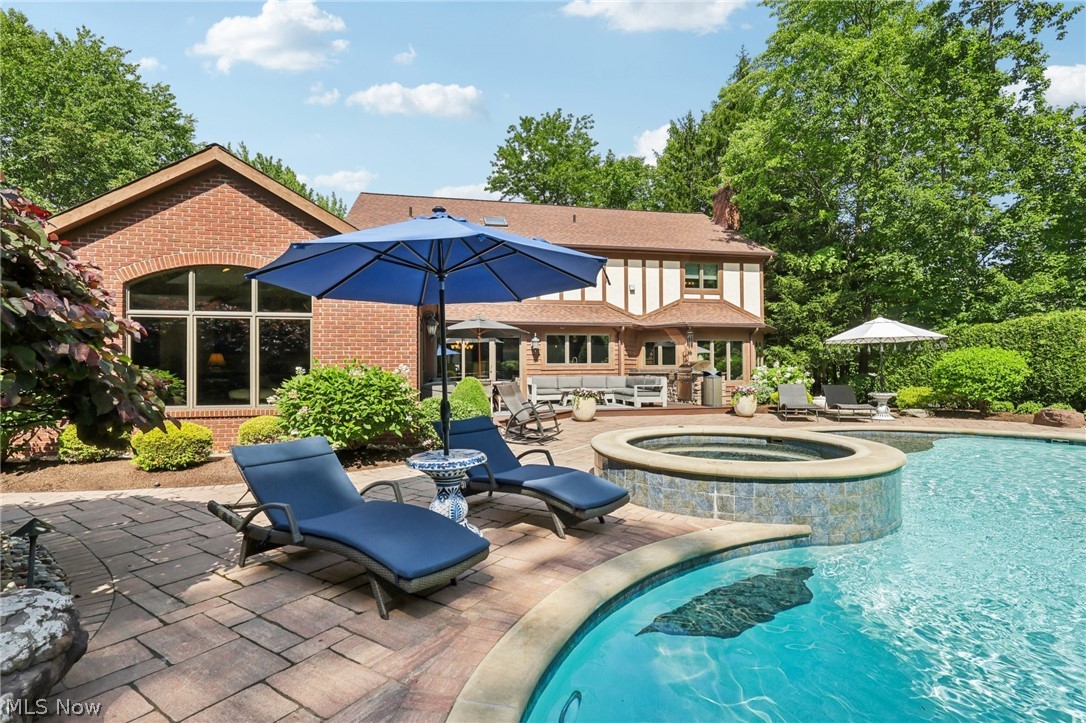 780 Village Circle Gates Mills OH 44040