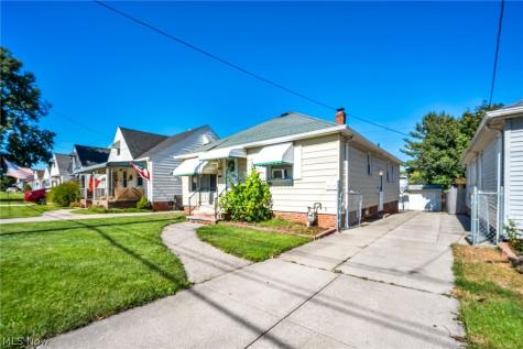 6702 Memphis Avenue Cleveland OH 44144