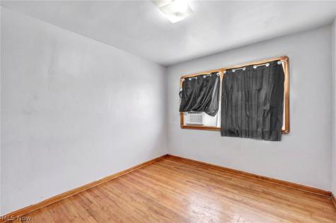 6702 Memphis Avenue Cleveland OH 44144