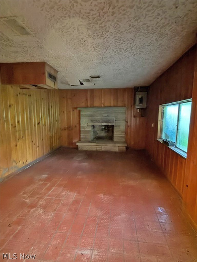 671 Lafayette Drive Akron OH 44303