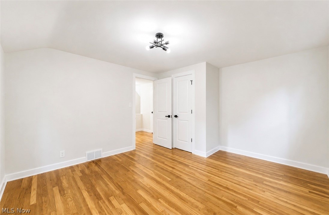 1307 Ford Street Lyndhurst OH 44124