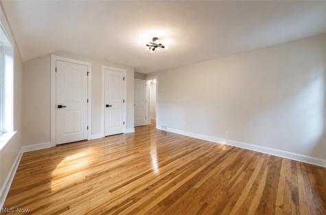 1307 Ford Street Lyndhurst OH 44124