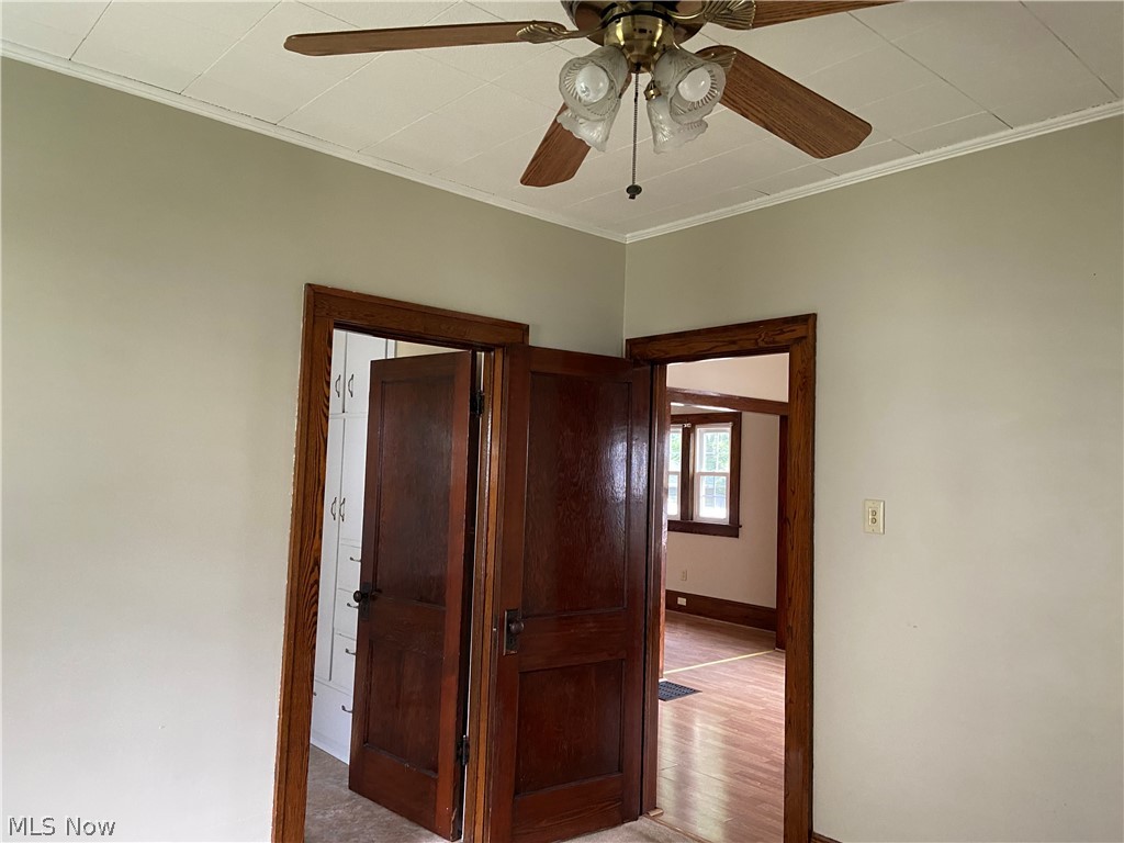 528 S River Street Newcomerstown OH 43832