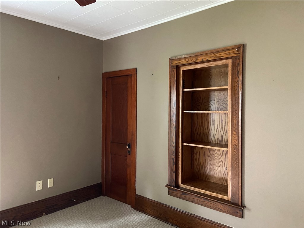 528 S River Street Newcomerstown OH 43832