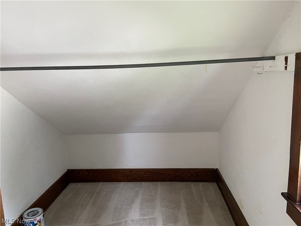 528 S River Street Newcomerstown OH 43832
