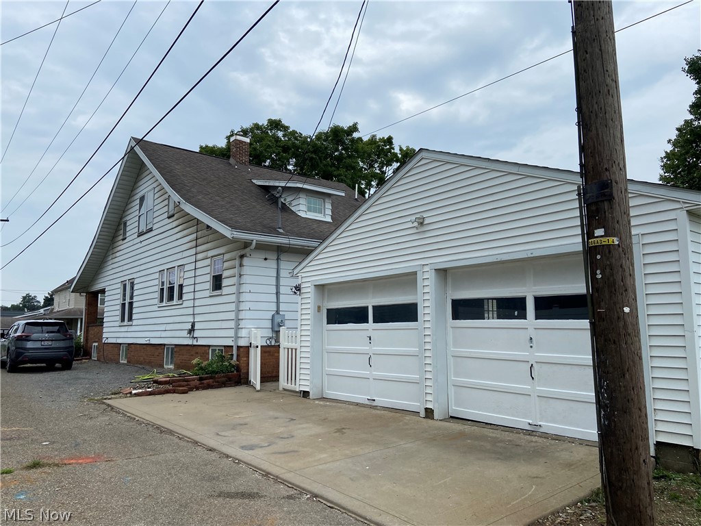 528 S River Street Newcomerstown OH 43832