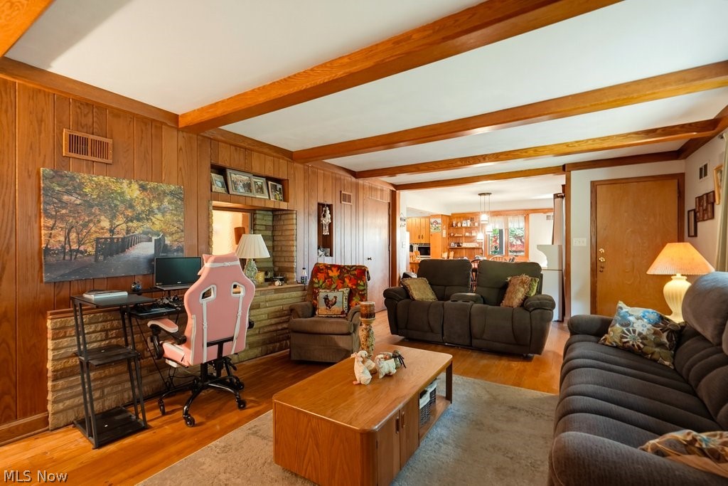 528 Pres Vannes Drive Dalton OH 44618