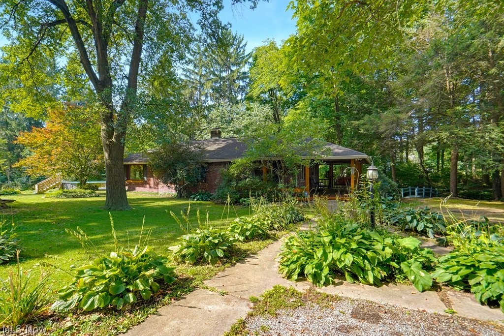 528 Pres Vannes Drive Dalton OH 44618