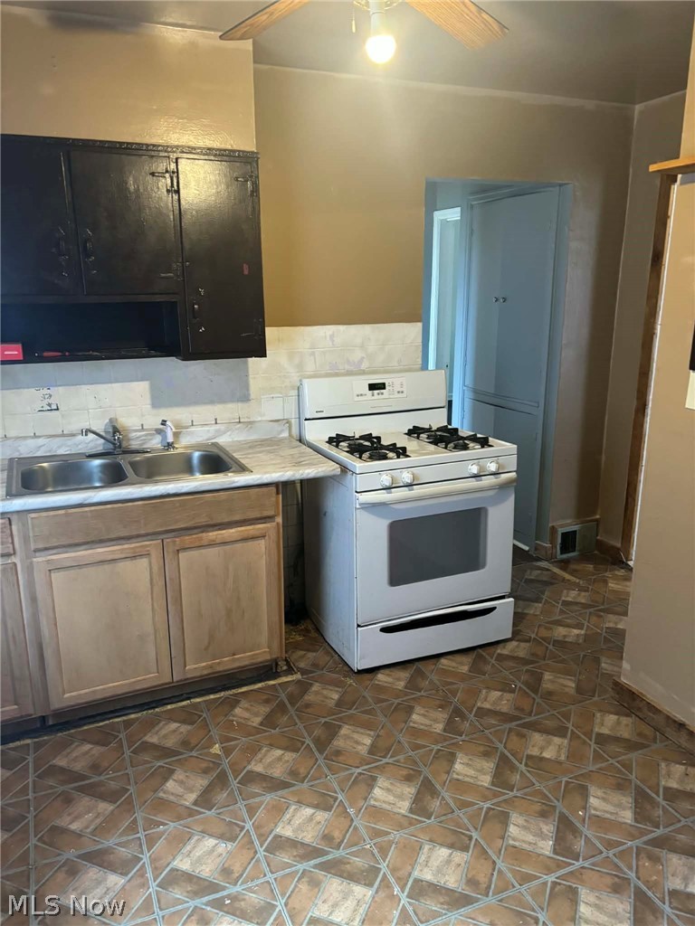 828 Marmion Avenue Youngstown OH 44502