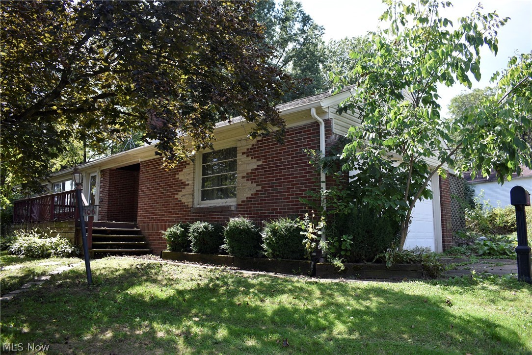 106 S Beverly Avenue Youngstown OH 44515