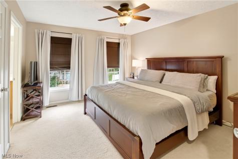 1910 Northgate Circle Akron OH 44320