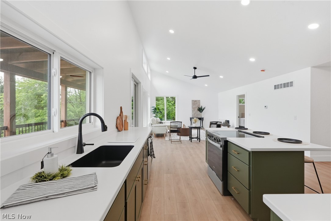 1297 Goshen Hill Road SE New Philadelphia OH 44663