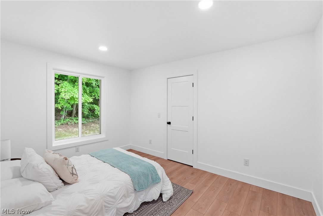 1297 Goshen Hill Road SE New Philadelphia OH 44663