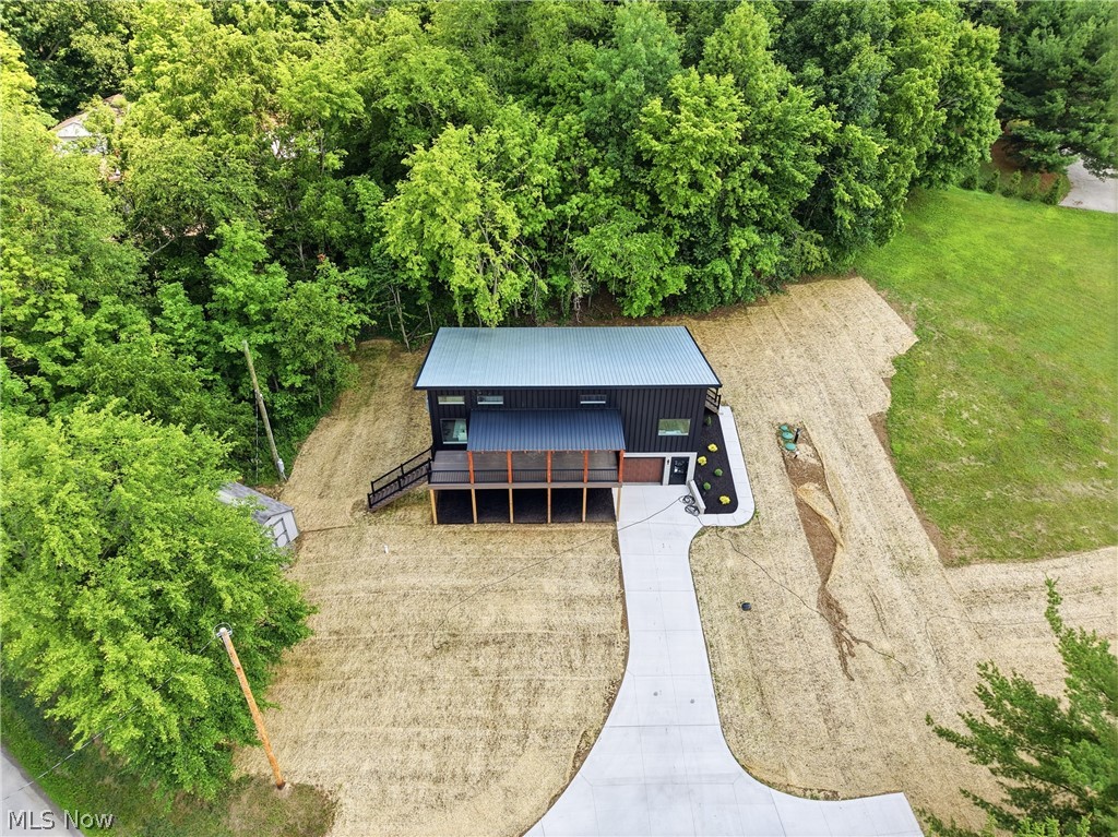 1297 Goshen Hill Road SE New Philadelphia OH 44663