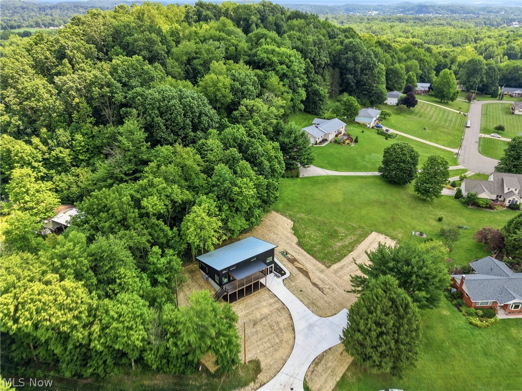 1297 Goshen Hill Road SE New Philadelphia OH 44663