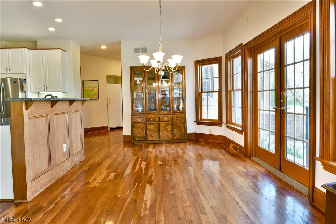 6367 Angel Court Warren OH 44481