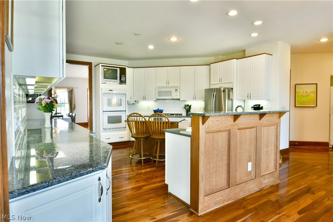 6367 Angel Court Warren OH 44481