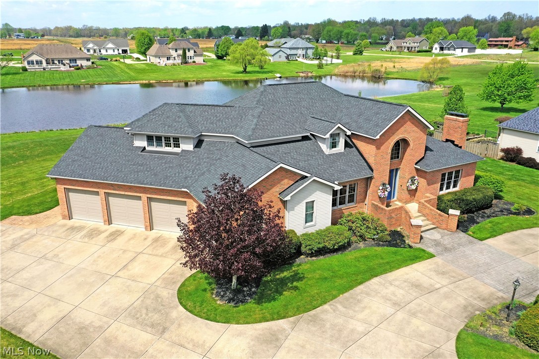 6367 Angel Court Warren OH 44481
