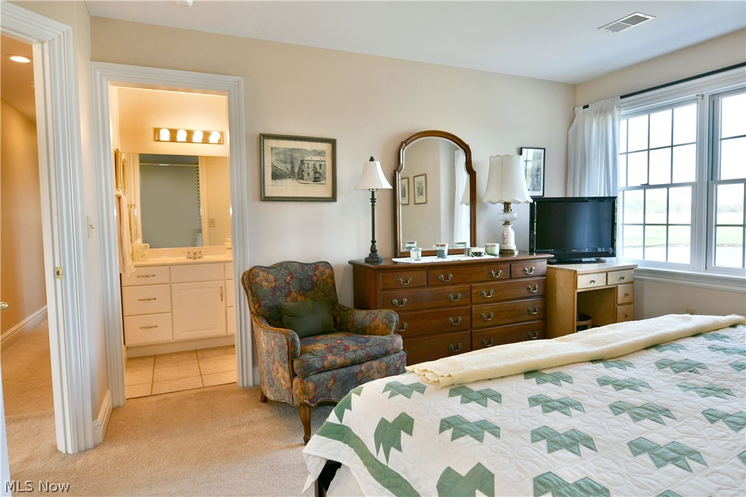 6367 Angel Court Warren OH 44481