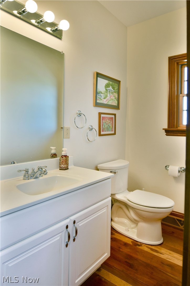 6367 Angel Court Warren OH 44481