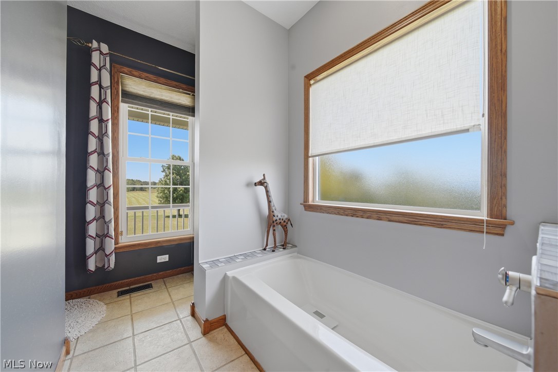 12159 Lawndell Road SW Navarre OH 44662