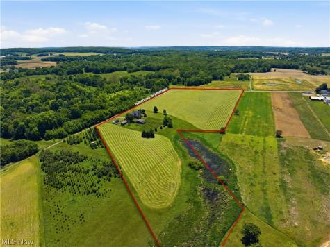 12159 Lawndell Road SW Navarre OH 44662