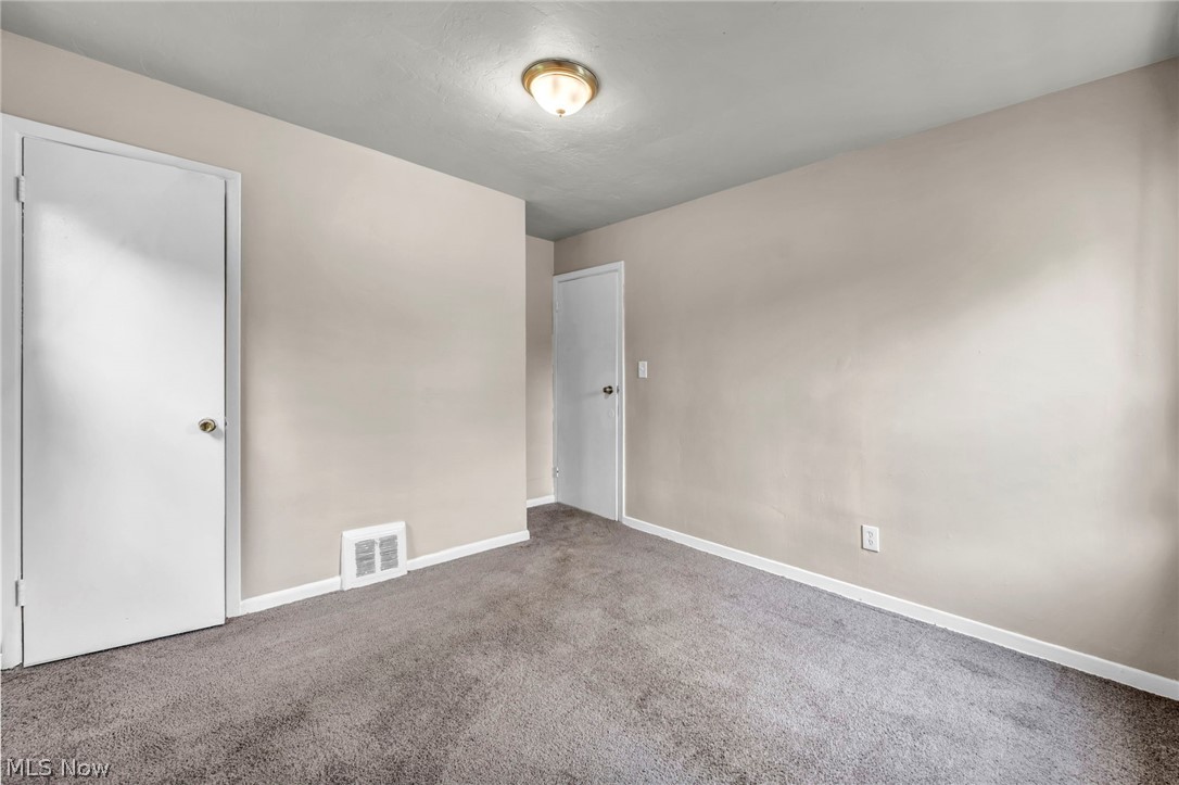 10212 Benham Avenue Cleveland OH 44105