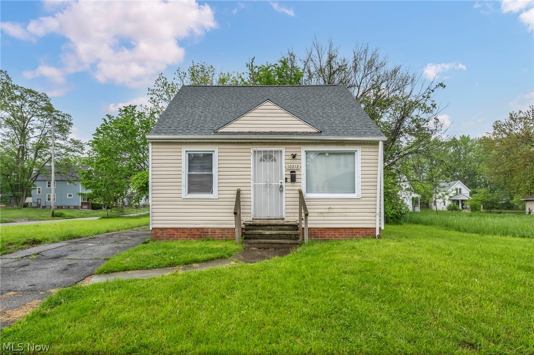 10212 Benham Avenue Cleveland OH 44105