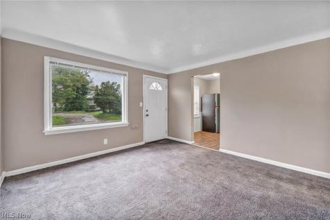 10212 Benham Avenue Cleveland OH 44105