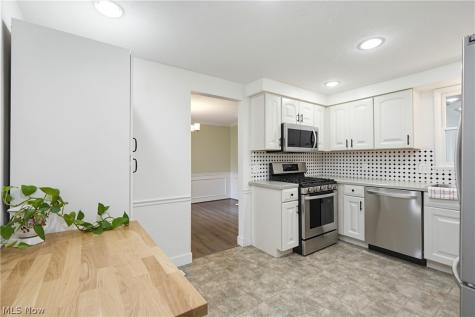 117 River Park Boulevard Munroe Falls OH 44262