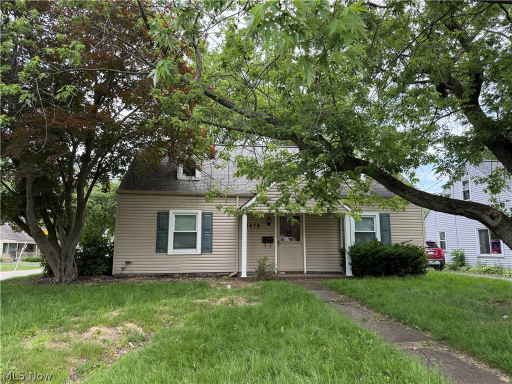 1479 Maplewood Street NE Warren OH 44483