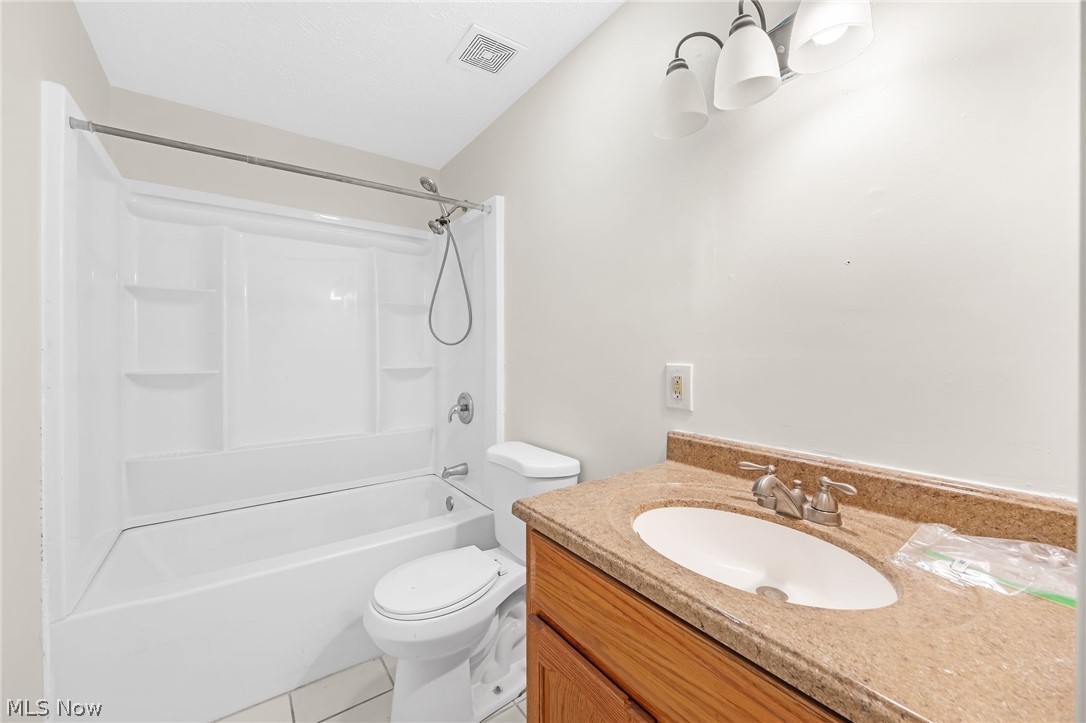 1038 E 21st Street Ashtabula OH 44004
