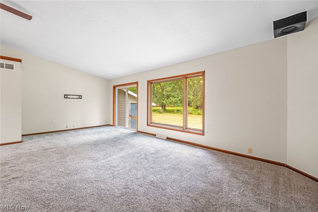 1038 E 21st Street Ashtabula OH 44004