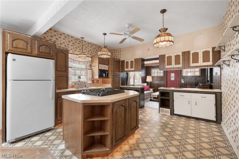 225 Stanmary Drive Berea OH 44017