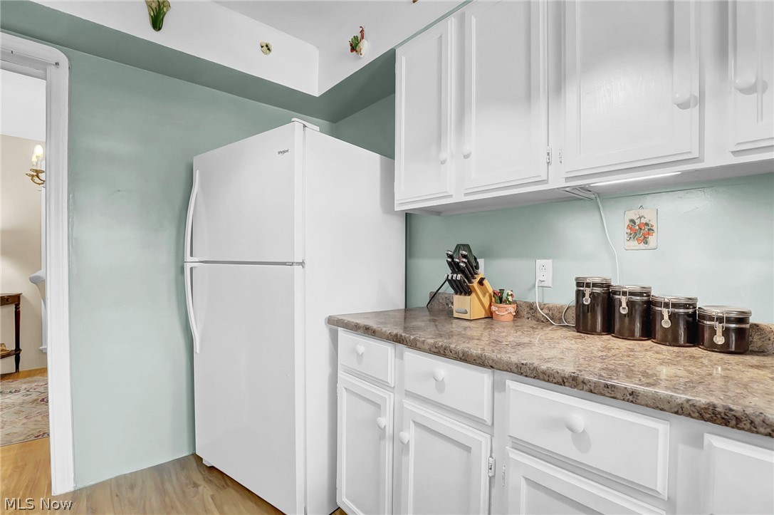 25255 Maple Ridge Road North Olmsted OH 44070