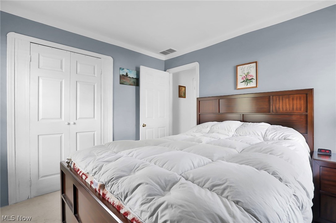 25255 Maple Ridge Road North Olmsted OH 44070