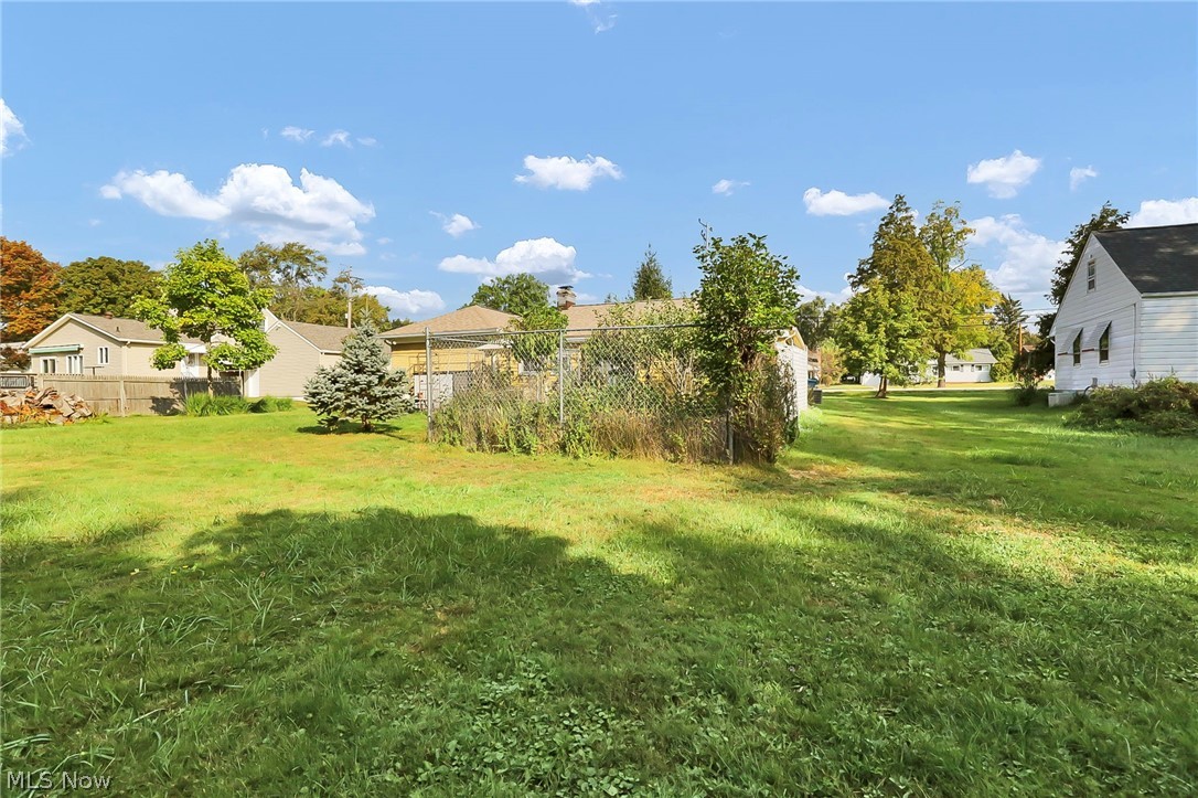 25255 Maple Ridge Road North Olmsted OH 44070