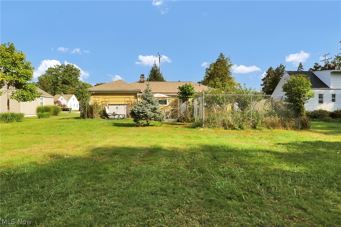 25255 Maple Ridge Road North Olmsted OH 44070