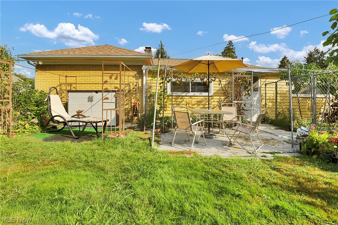 25255 Maple Ridge Road North Olmsted OH 44070