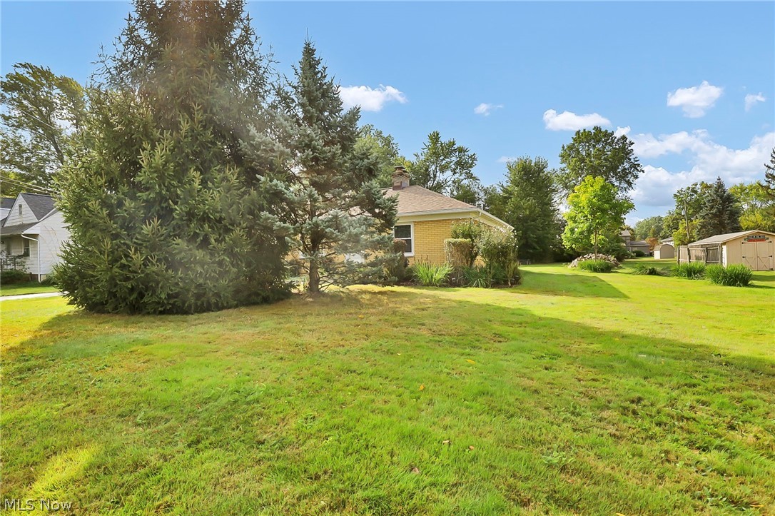 25255 Maple Ridge Road North Olmsted OH 44070