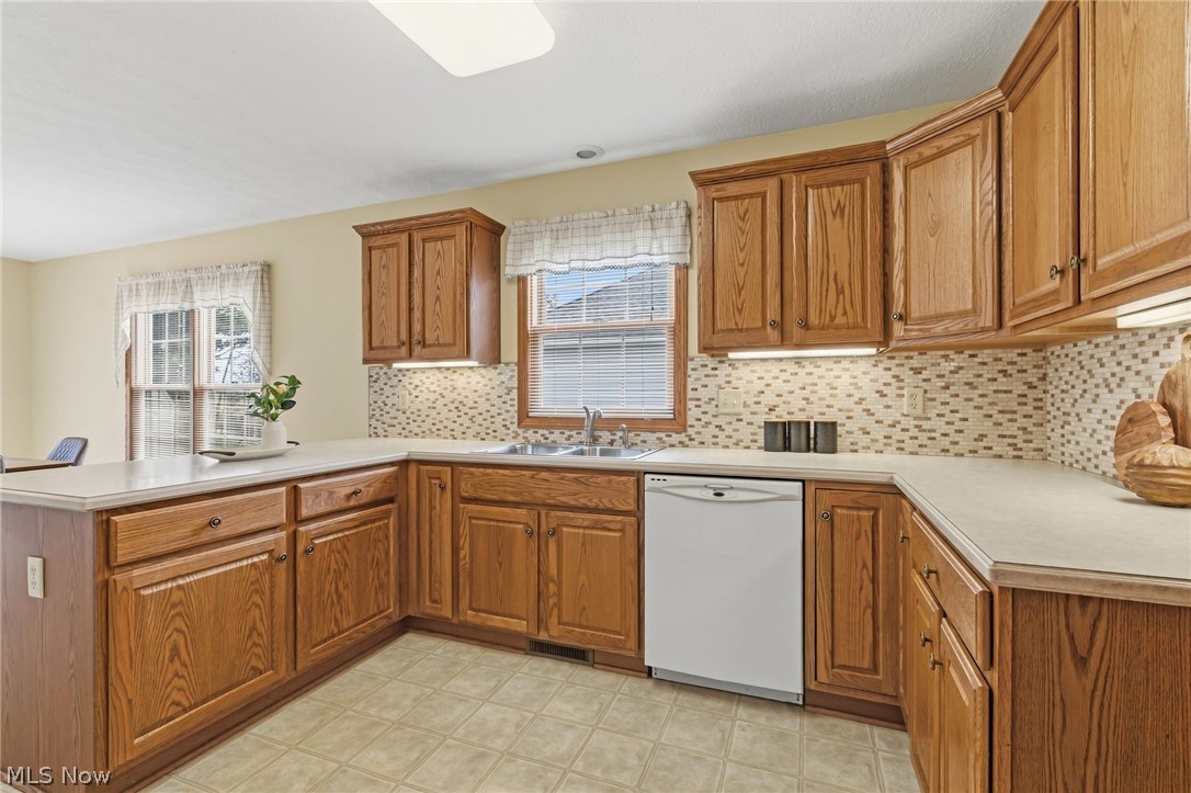 23 Lincoln Drive Shelby OH 44875