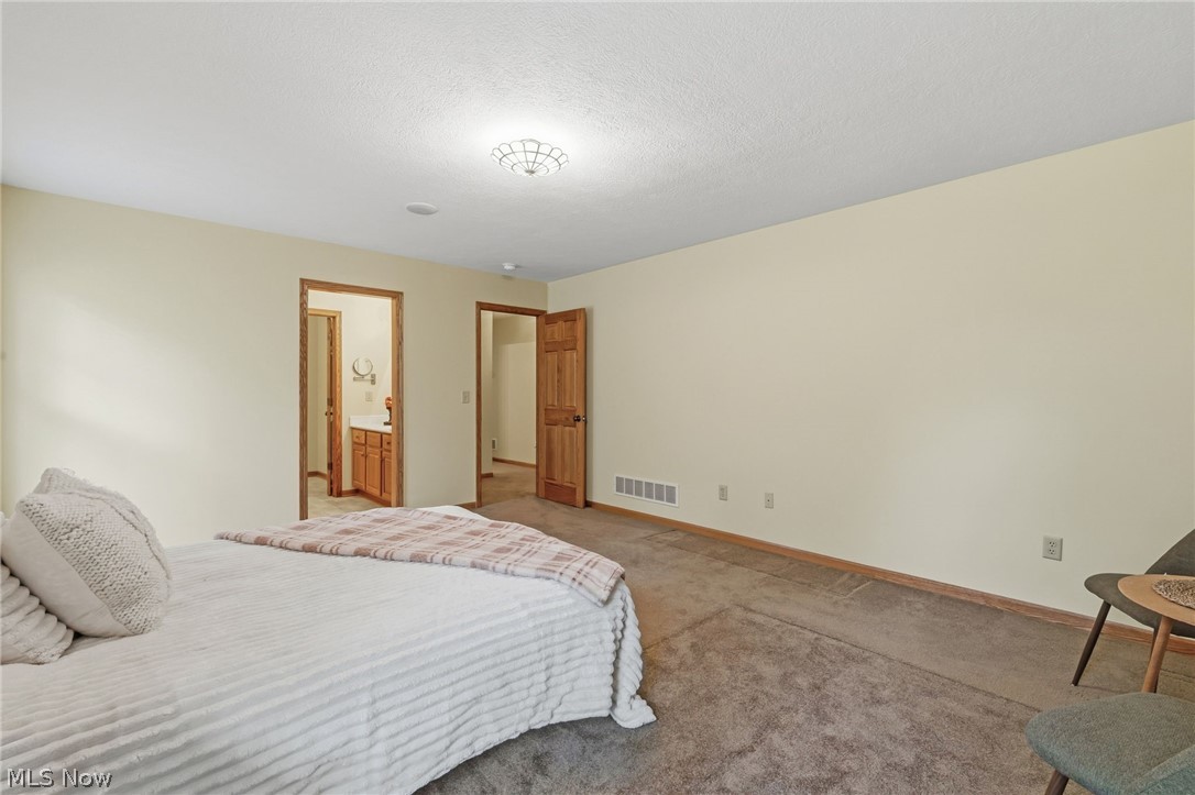 23 Lincoln Drive Shelby OH 44875