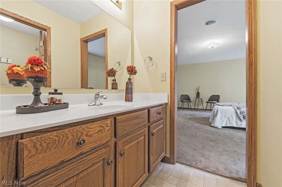 23 Lincoln Drive Shelby OH 44875