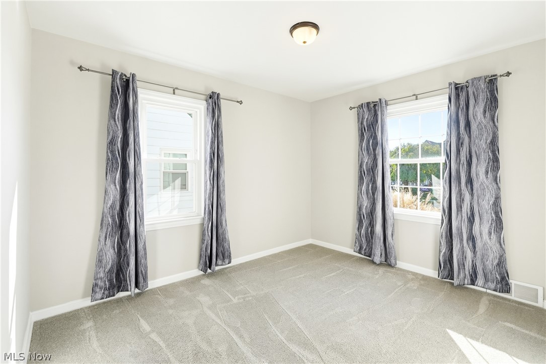 5618 Virginia Avenue Parma OH 44129