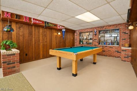 1323 Richmond Road Lyndhurst OH 44124