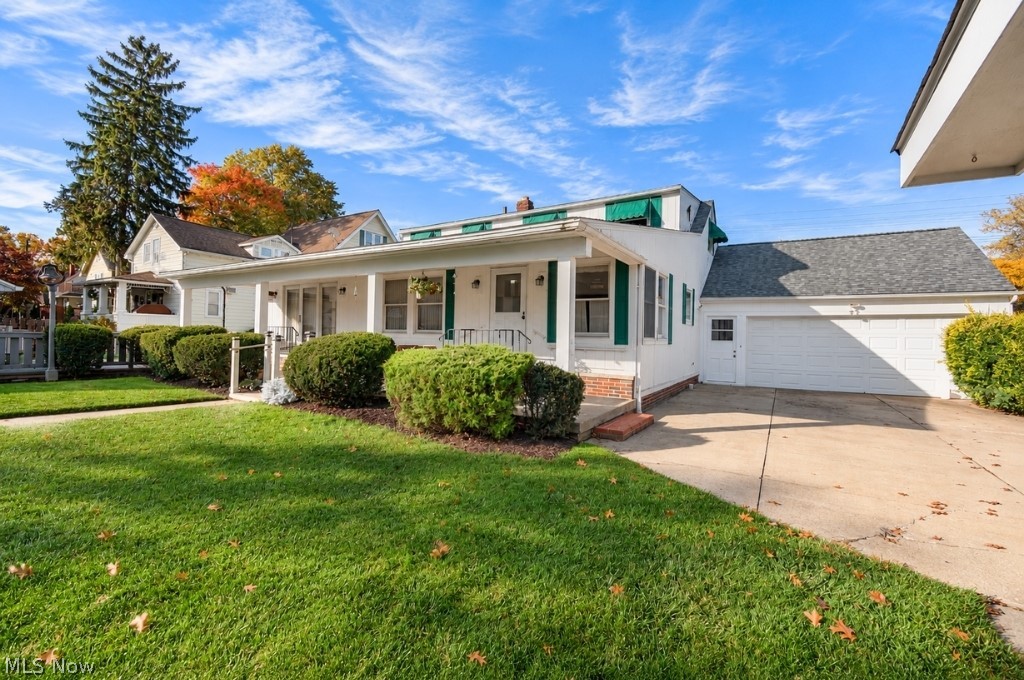 1323 Richmond Road Lyndhurst OH 44124