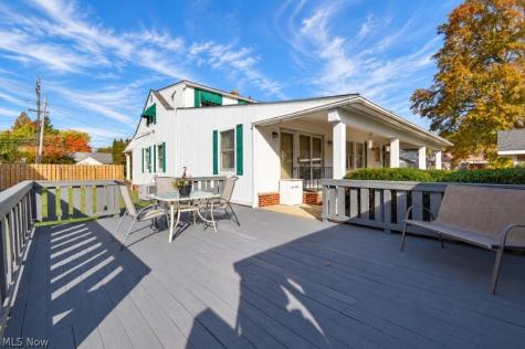 1323 Richmond Road Lyndhurst OH 44124