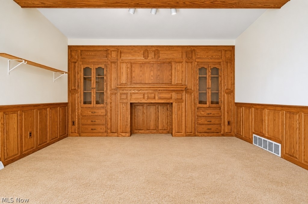1323 Richmond Road Lyndhurst OH 44124