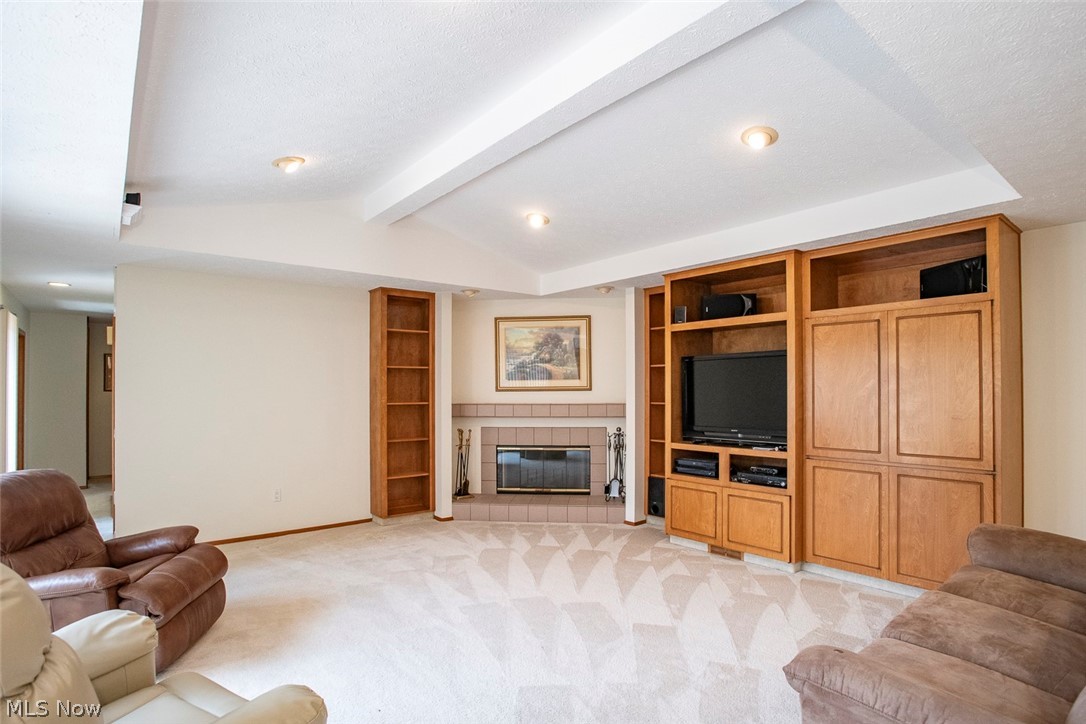 12406 Corinth Court Strongsville OH 44149