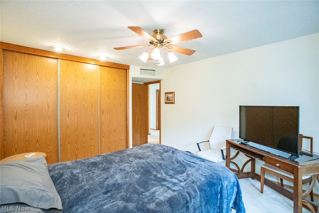 12406 Corinth Court Strongsville OH 44149